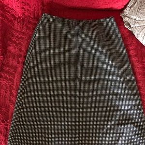 Mini Kors skirt black and white size 2p